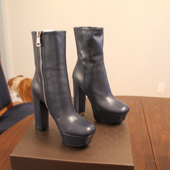 Gucci Shoes - Gucci Kidskin Leather Platform Navy Boot